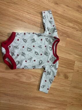 Grey Canadiana Baby Bodysuit with Red Trim